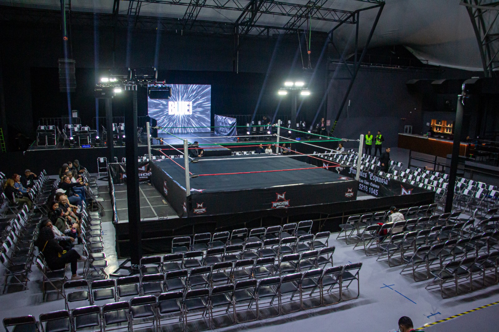 Evento privado de lucha libre en vivo para invitados