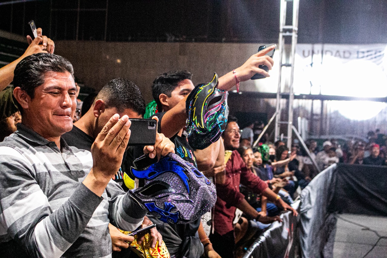 La afición – Nación Lucha Libre